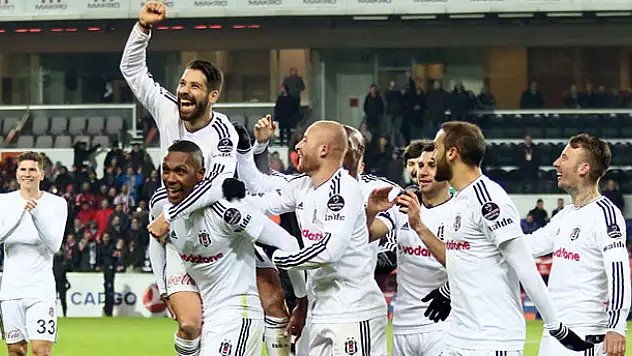 Beşiktaş - Galatasaray derbisine Beşiktaş taraftarı alınacak mı?