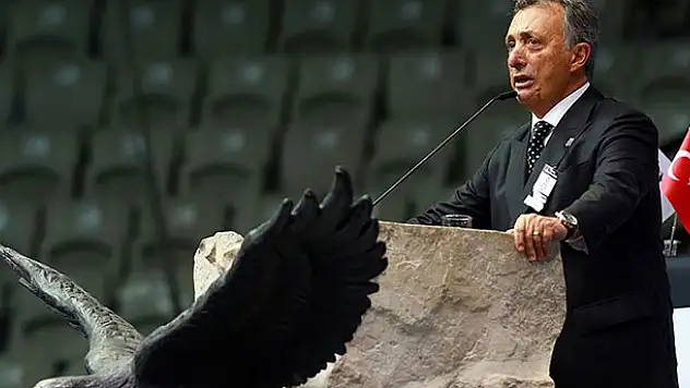 Beşiktaş'ın yeni başkanı Ahmet Nur Çebi