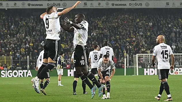 Beşiktaş, Kadıköy'den zaferle döndü
