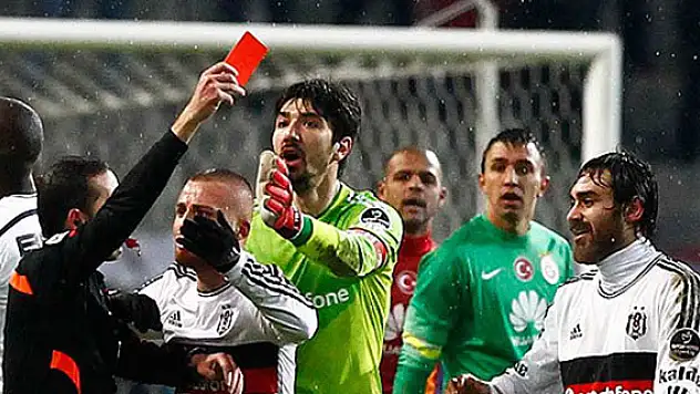 Beşiktaş kırmızı karta abone