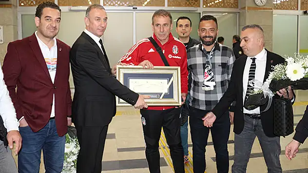 Beşiktaş, Konya'da coşkuyla karşılandı