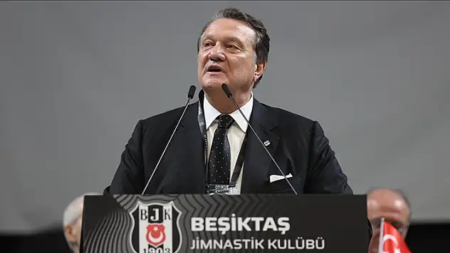 Beşiktaş Kulübünün 35. başkanı Hasan Arat oldu
