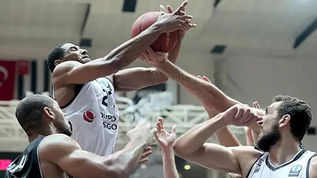 Beşiktaş Sompo Japan Yunanistan'dan galip dönüyor