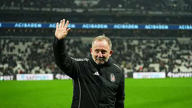 Beşiktaş'ta beklenen ayrılık!