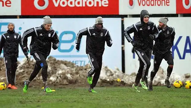 Beşiktaş'ta derbi hazırlıkları sürüyor