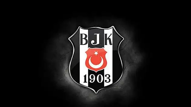 Beşiktaş'ta yeni transferlere imza töreni