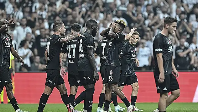 Beşiktaş, UEFA Avrupa Ligi'nde lig aşamasına yükseldi
