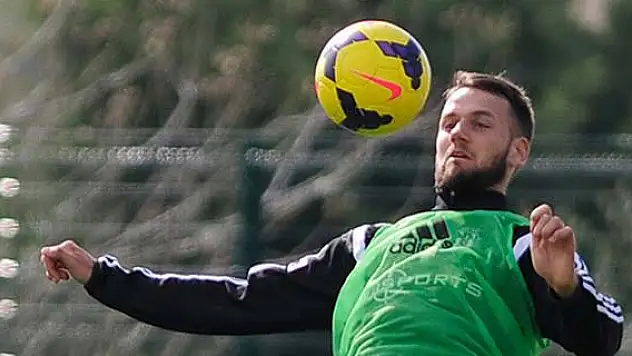 Beşiktaşlı Milosevic ameliyat edildi