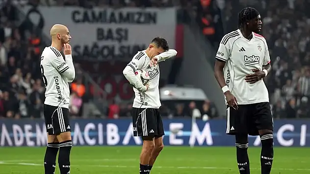 Beşiktaş'ta kara bulutlar dağılmıyor