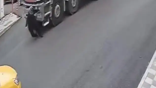 Beton mikseri yaşlı kadını hayattan kopardı!
