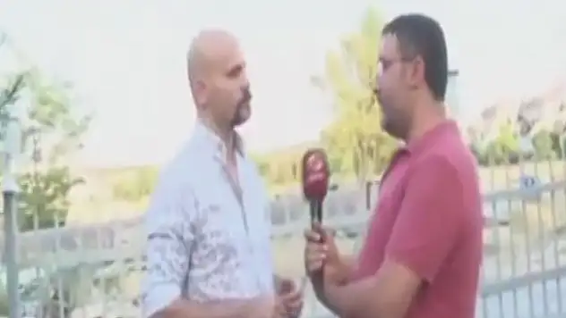 Beyaz TV muhabiri Atalay Demirci'nin yüzüne tükürdü
