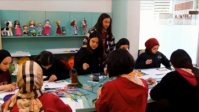 Beyhekim Gelişim ve Teknoloji Akademisi geleceğin donanımlı bireylerini yetiştiriyor
