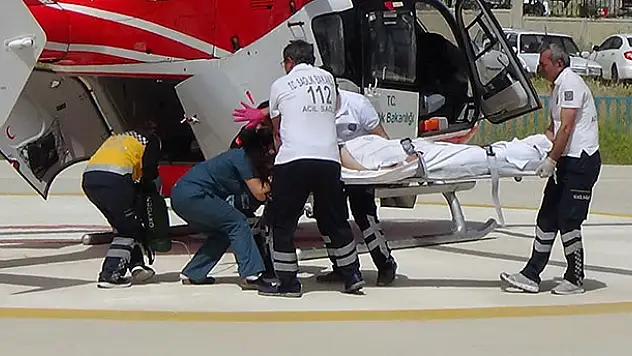 Beyin kanaması geçiren eski başhekim hava ambulansı ile Konya'ya sevk edildi
