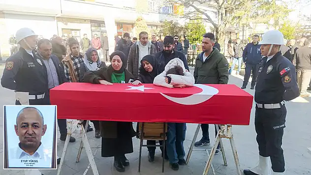 Beyin kanaması nedeniyle yaşamını yitiren Konyalı polis memuru toprağa verildi
