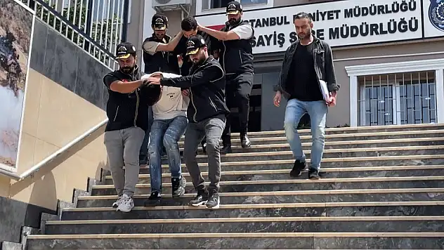 Beyoğlu'nda haraç almak için iş yeri kurşunladılar: 3 gözaltı o anlar kamerada