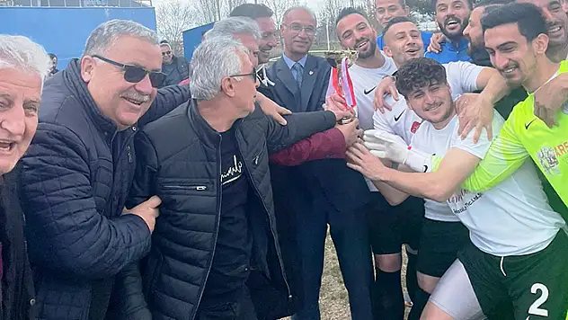 Beyşehir Belediye kupasını aldı