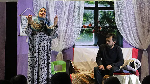 Beyşehir Belediyesi'nden tiyatro etkinliği