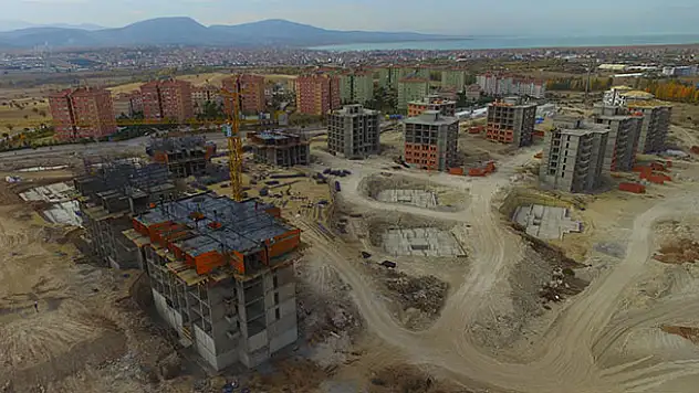Beyşehir Belediyesi, üç yılda 837 yapıya ruhsat verdi