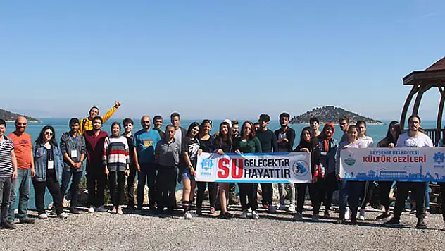 Beyşehir Belediyesi üniversite öğrencileri için kültür gezisi düzenledi
