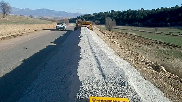 Beyşehir'de 22 kilometrelik grup yoluna 2,5 milyon lira