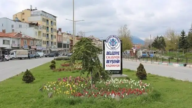 Beyşehir'de 60 Bin Lale Soğanı Dikildi