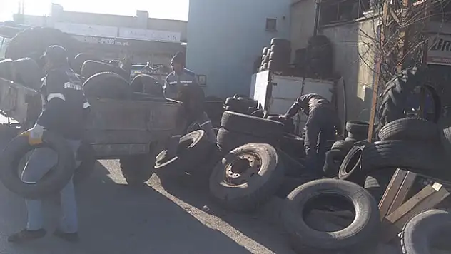 Beyşehir'de atık lastikler toplanıyor