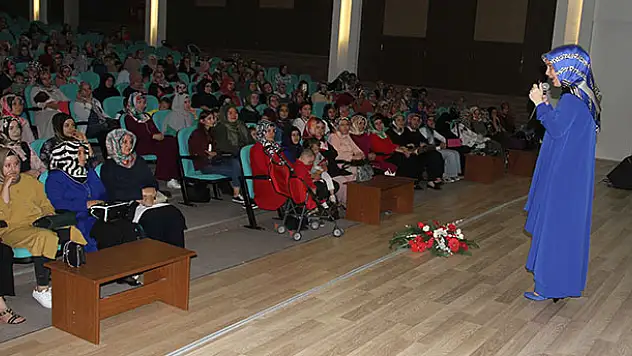 Beyşehir'de, 'Bağırmayan Anneler' konulu konferans