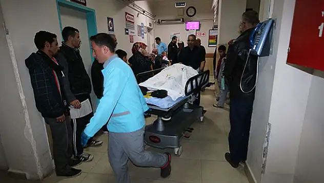 Beyşehir'de bıçaklı kavga! 1 yaralı
