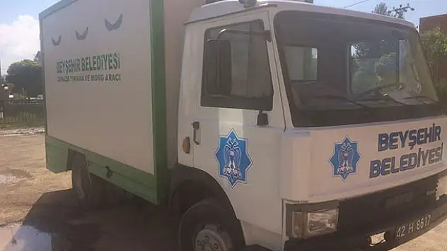 Beyşehir'de bir mahalleye cenaze yıkama aracı verildi
