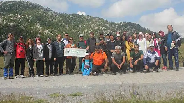 Beyşehir'de Çamlık Mağaraları Yürüyüşü Gerçekleştirildi