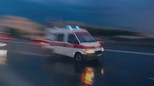 Beyşehir'de çıktığı barakadan düşen kişi yaralandı
