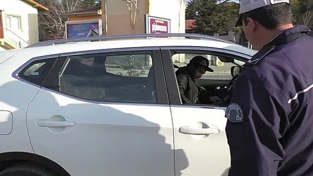Beyşehir'de emniyet kemeri denetimleri