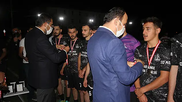 Beyşehir'de Gençler Arası Futbol Turnuvası yapıldı
