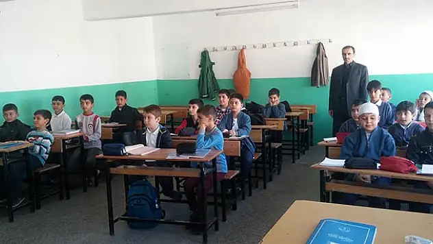 Beyşehir'de hafızlık ortaokulu açıldı