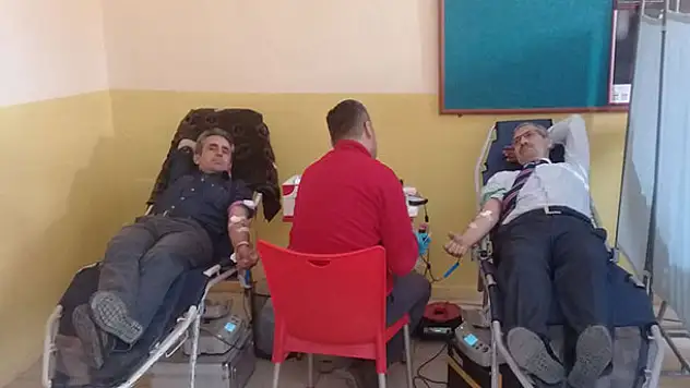 Beyşehir'de 'kan ver, hayat ver' temalı kan bağışı kampanyası
