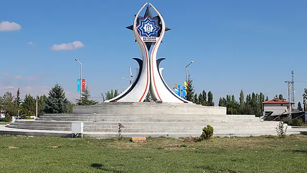 Beyşehir'de kavşak yenileme çalışmaları