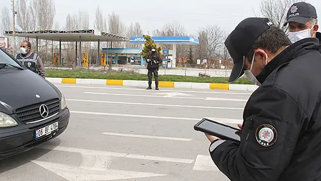 Beyşehir'de koronavirüs tedbirlerine uymayan kişilere ceza yağdı