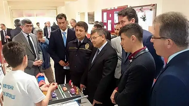 Beyşehir'de öğrencilerin projeleri görücüye çıktı