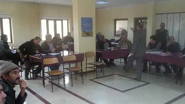 Beyşehir'de orman emvali satışlardan 4 milyon 300 bin lira gelir elde edildi