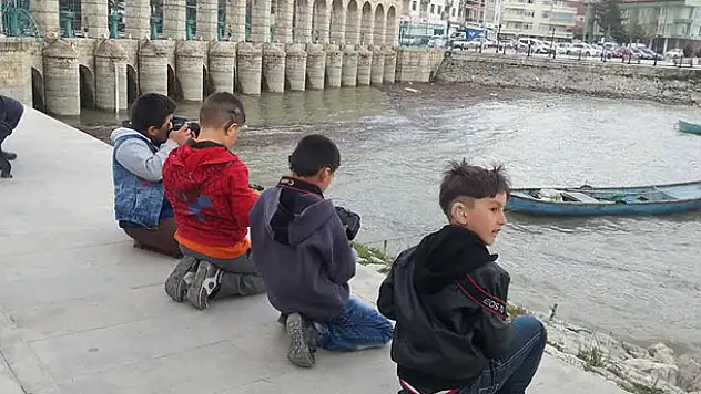 Beyşehir'de özel öğrenciler fotoğraf çekti