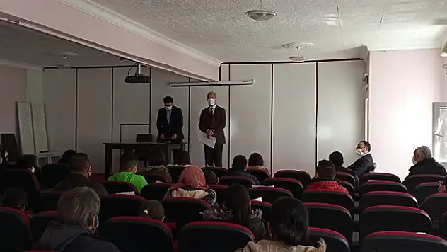 Beyşehir'de resim yarışmasında dereceye giren öğrencilere ödül verildi