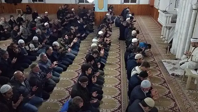 Beyşehir'de sabah namazı gençlik buluşması