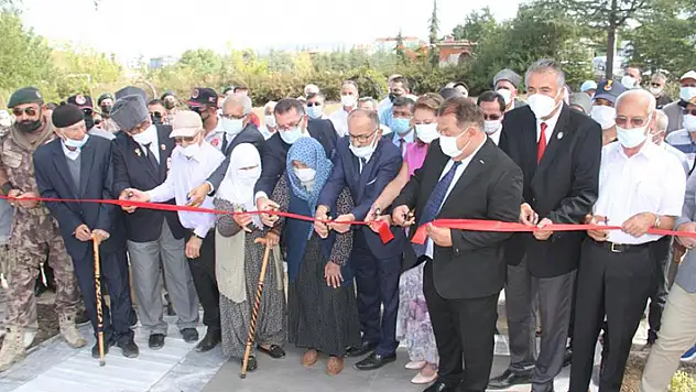 Beyşehir'de Şehitler ve Gaziler Parkı açıldı
