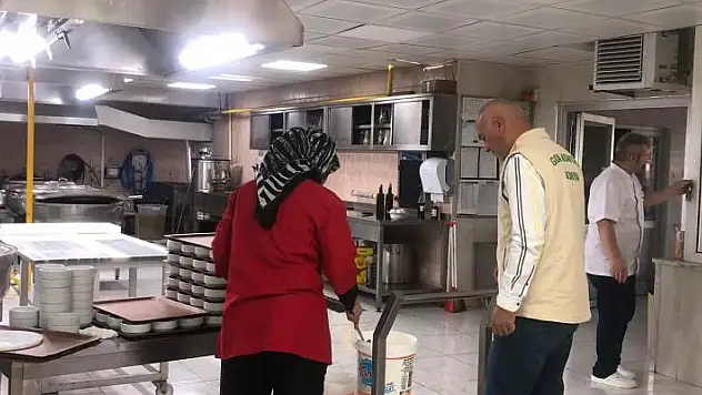 Beyşehir'de süt toplama merkezleri ve iş yerleri denetlendi
