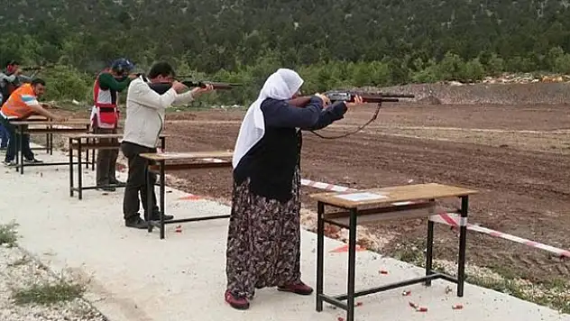Beyşehir'de Tek Kurşun Atış Müsabakaları Başladı
