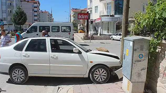 Beyşehir'de trafik kazası: 2 yaralı