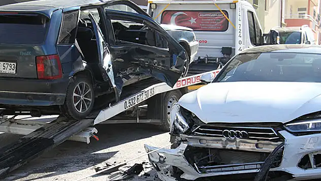 Beyşehir'de trafik kazası: 5 yaralı