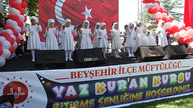 Beyşehir'de Yaz Kur'an Kursları Bitirme Şenliği
