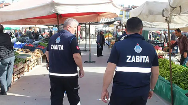 Beyşehir'de Zabıtadan Pazar yerinde düzenleme çalışmaları