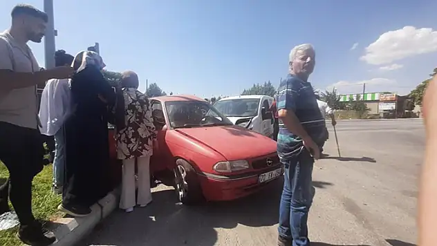 Beyşehir'deki trafik kazasında ağır yaralanan sürücü hayatını kaybetti
